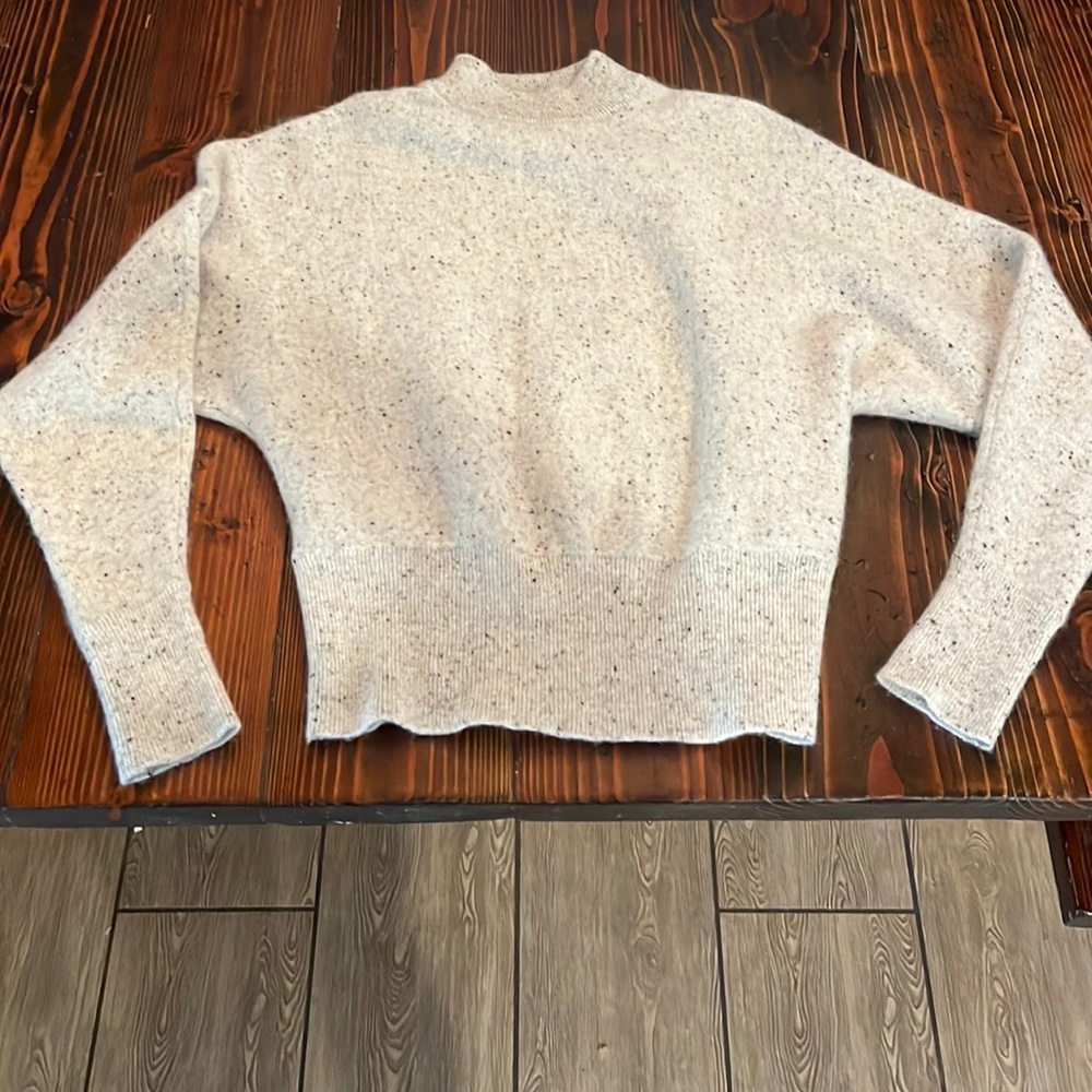 100 cashmere sweater designer Antonio melani